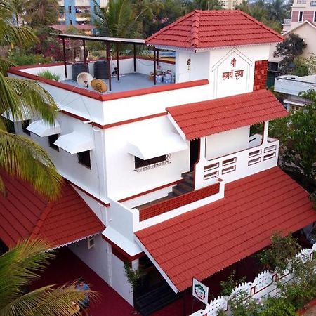 Gayatri Homestay Ratnāgiri Eksteriør bilde