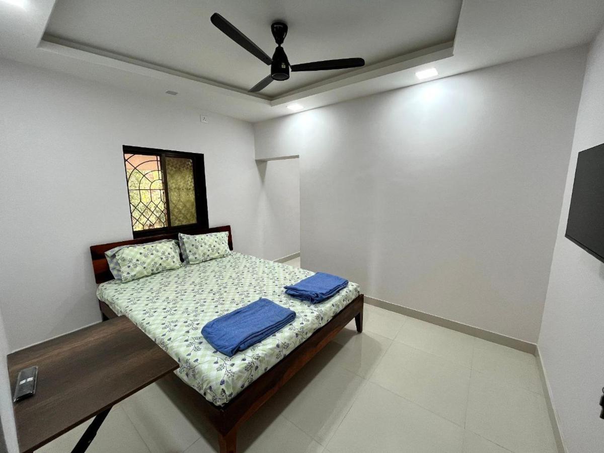 Gayatri Homestay Ratnāgiri Eksteriør bilde