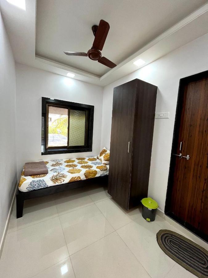 Gayatri Homestay Ratnāgiri Eksteriør bilde