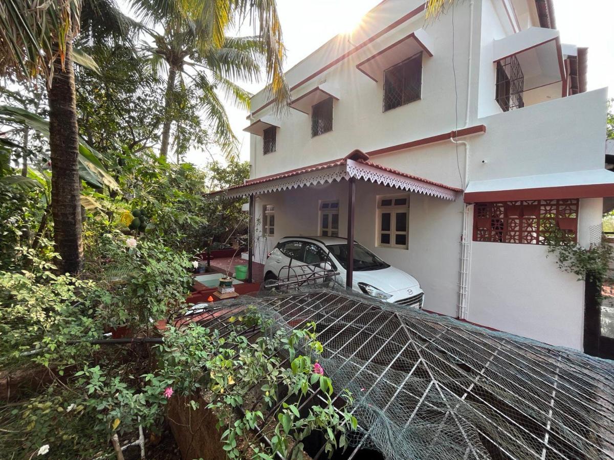 Gayatri Homestay Ratnāgiri Eksteriør bilde